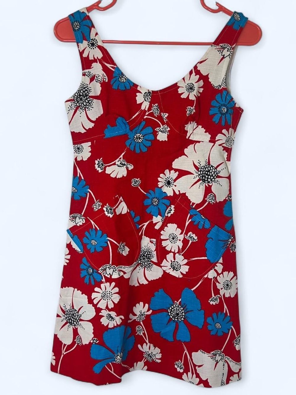 Italian Vintage 60’s floral summer babydoll dress with pockets!